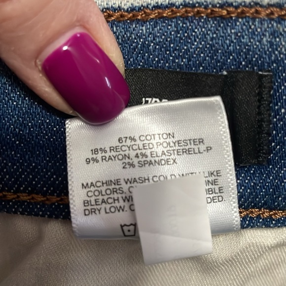 Express 70’s Flare mid rise jeans - Picture 6 of 6